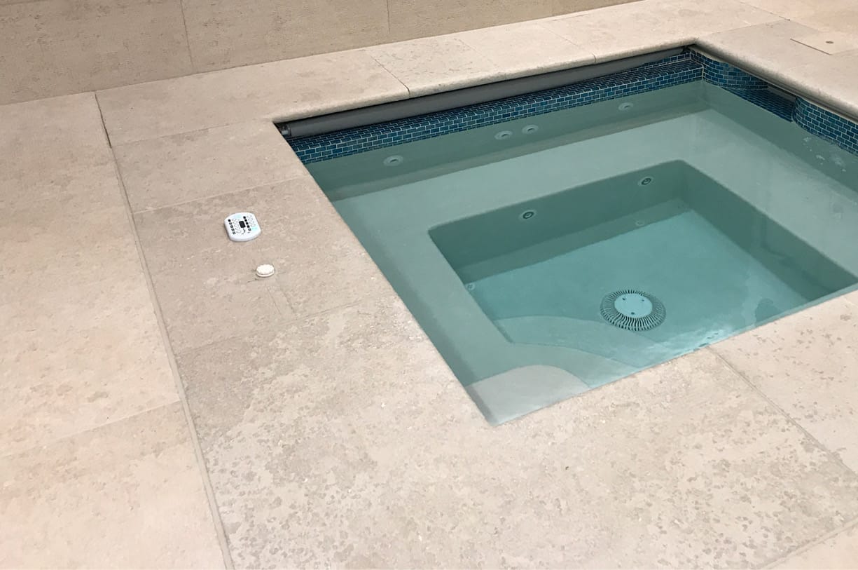 Stone-Curators_Flamed-and-brushed-surface-limestone-pool-deck-20181029_203945190_iOS_copy