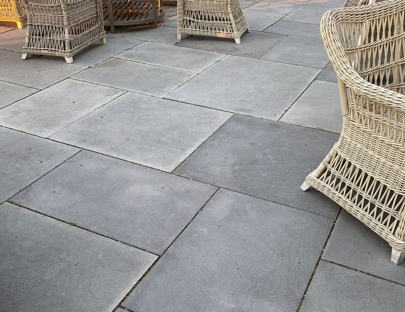 Stone-Curators-Bluestone-thermal-gray-blue-patio-IMG_0788