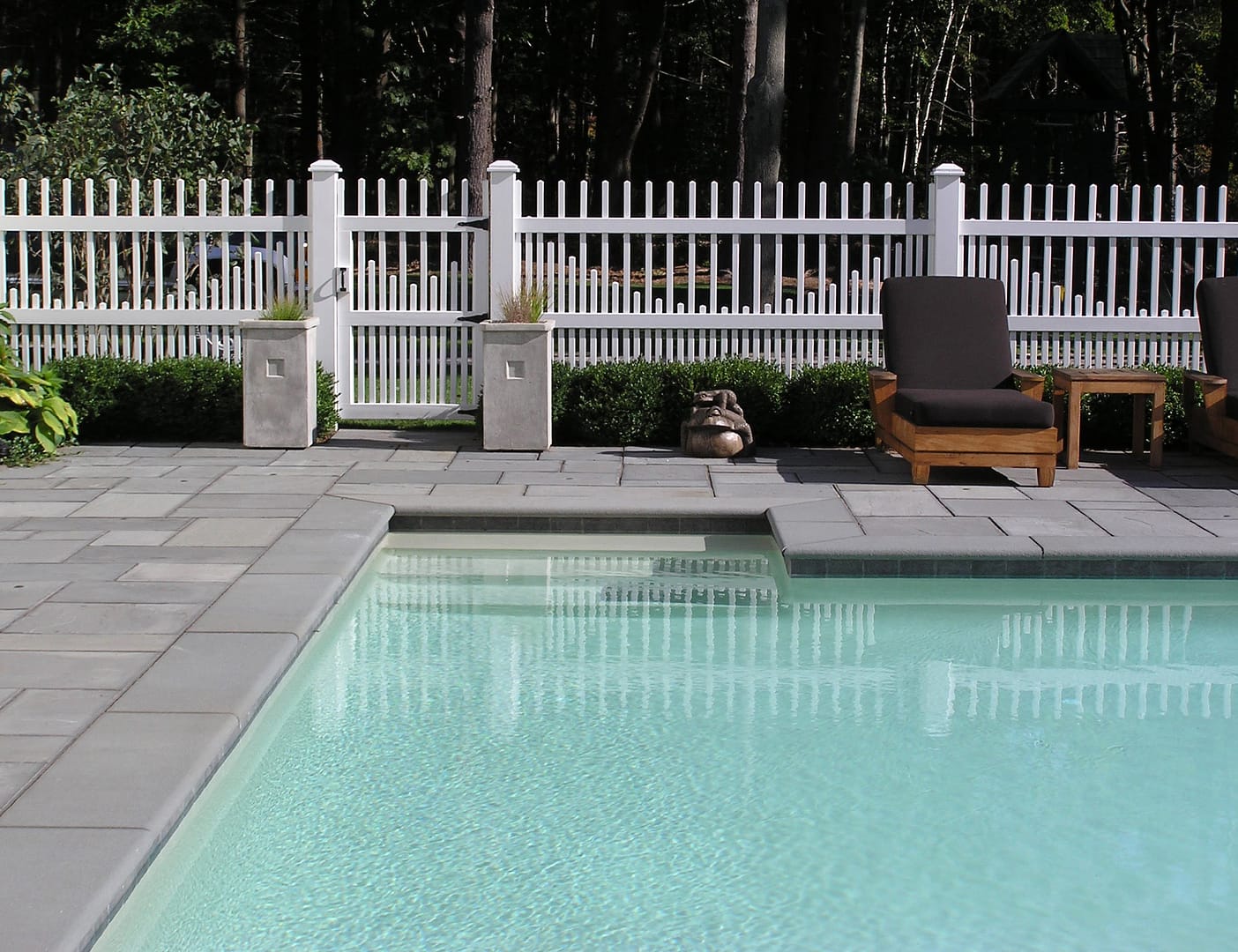 Stone-Curators-Bluestone-Pool-Deck-straight-coping-P1010044