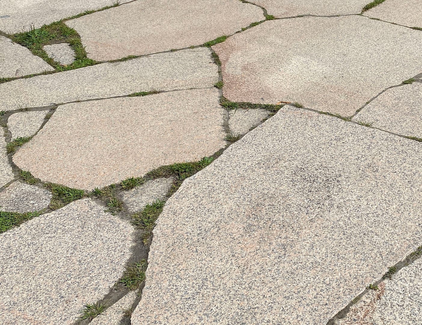 Stone-Curators-Millennium-Granite-Irregular-Pavers-IMG_0298
