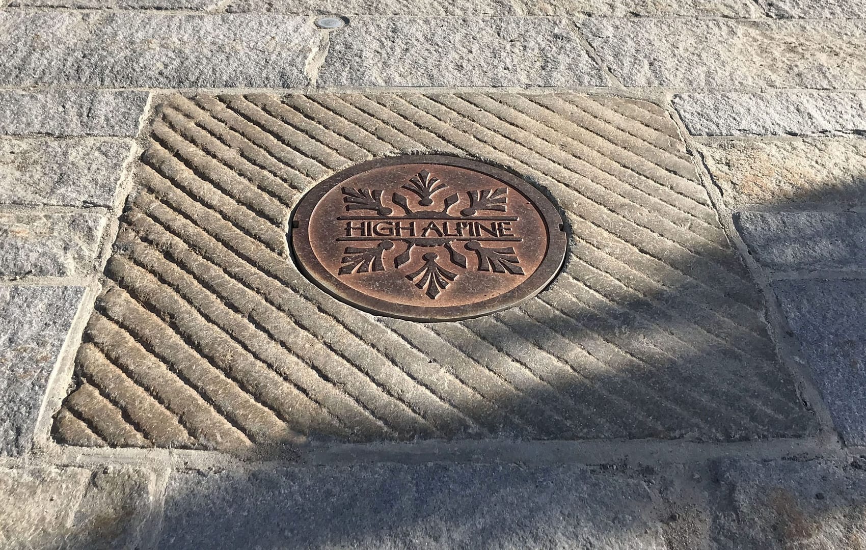 Reclaimed manhole cover - Stone Curators