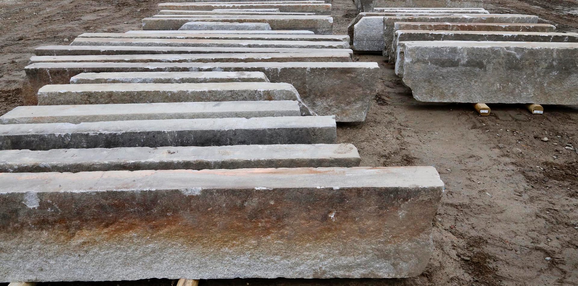 Second generation granite curbstone