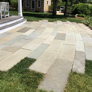 Stone-Curators-Bluestone-natural-cleft-clear-color-mix-patio