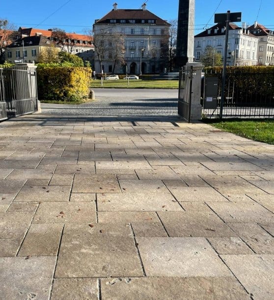 Bavarian Dolomite Grey Pavers