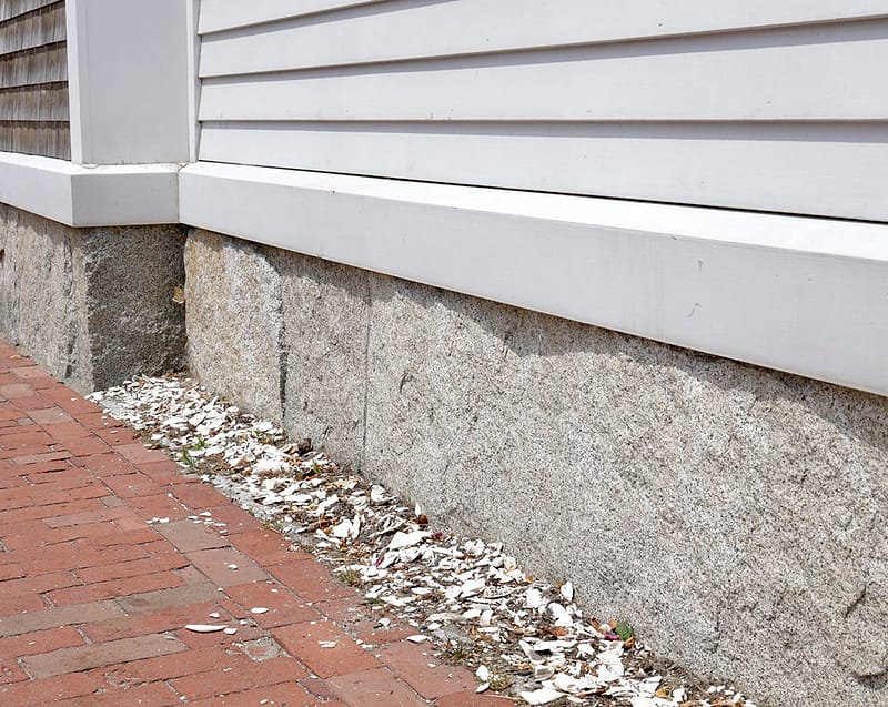 Reclaimed-granite-curbstone-plank-veneer-1080x860-1