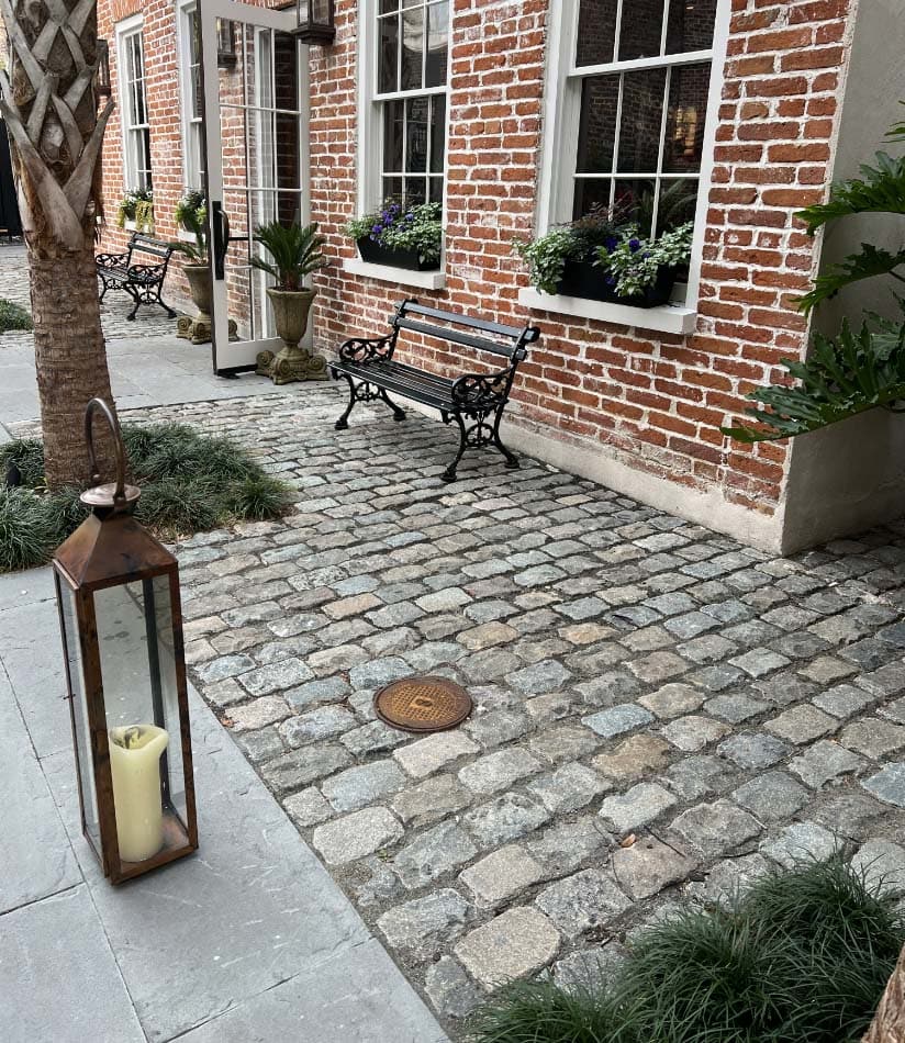 Reclaimed European Porphyry Cobblestones P259