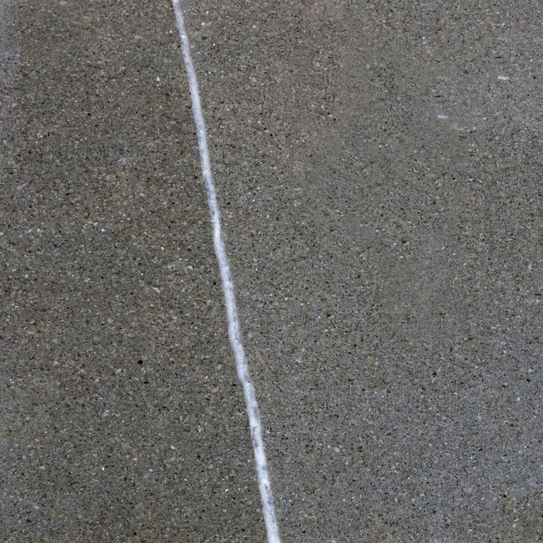 Color/Finish variation image for Pietra Piase Limestone. The surface finish shown is polished.