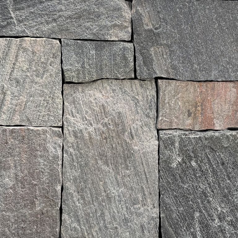 Application image for Mount Von Trapp Granite. The surface finish shown is split-face. Dominant colors shown are gray and pink. The color mix creates a warm feeling.