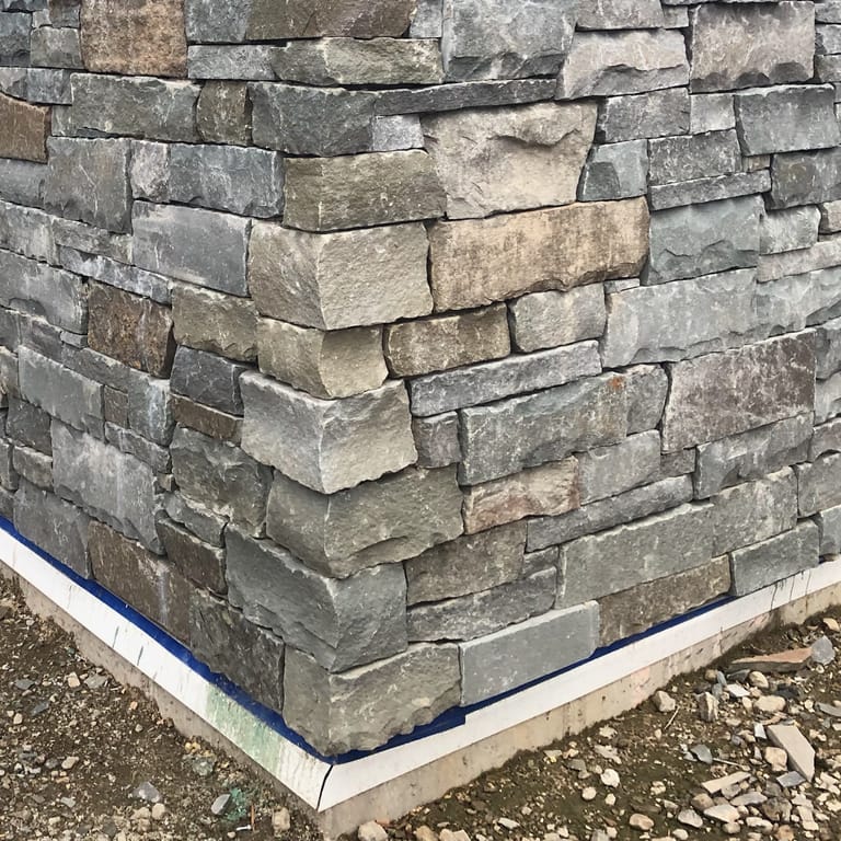 Colonial Bluestone Wall