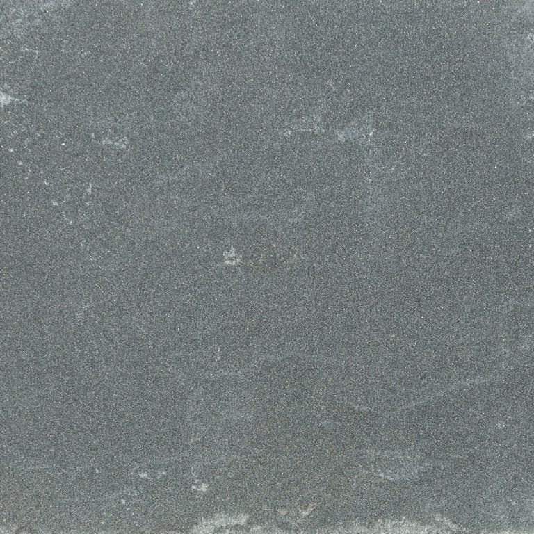 Color/Finish variation image for Blue/Gray Bluestone - Natural Cleft. The surface finish shown is natural cleft. The dominant color shown is gray. The color mix creates a cool feeling.