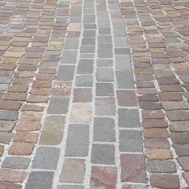 Application image for Porphyry - Natural Surface - Mixed Red. The dominant color shown is gray. The color mix creates a warm feeling.