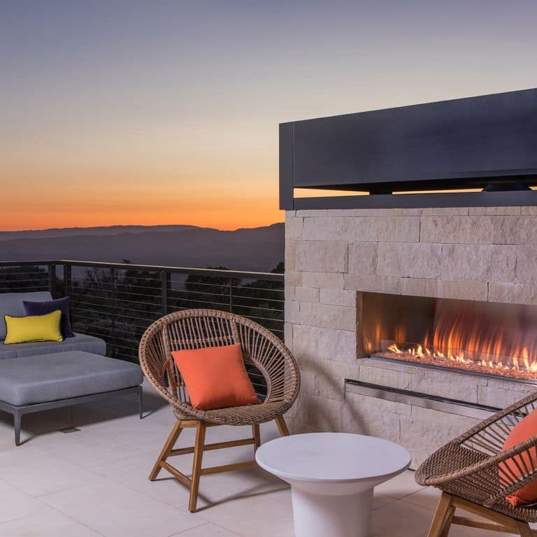 The image shows this material being used for fireplace surround, full bed veneer and thin veneer.