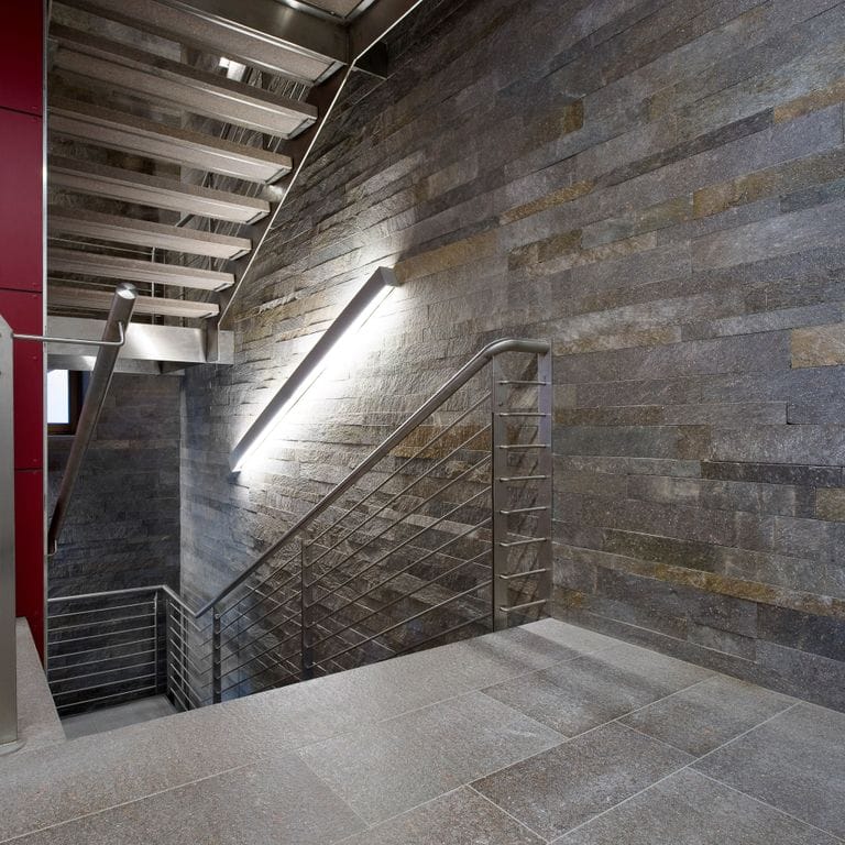 The image shows this material being used for full bed veneer and thin veneer.