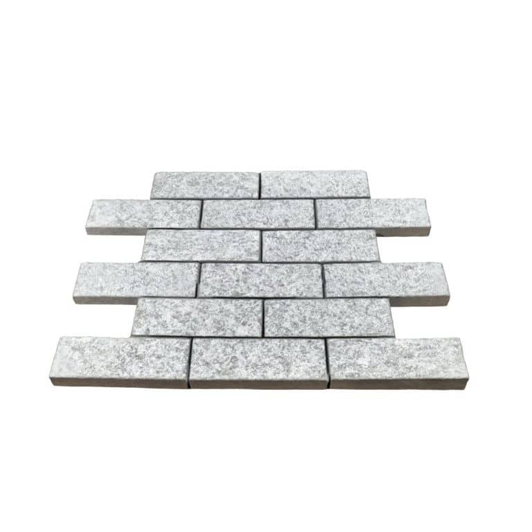 Pietra Italia Gray Gneiss - Cobblestone
