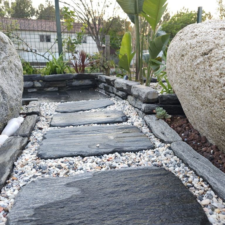Black Schist - Tumbled Pavers