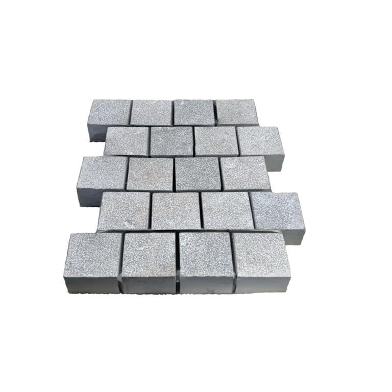 Amaza Estrema Limestone Cobblestone - Square - Bush Hammered