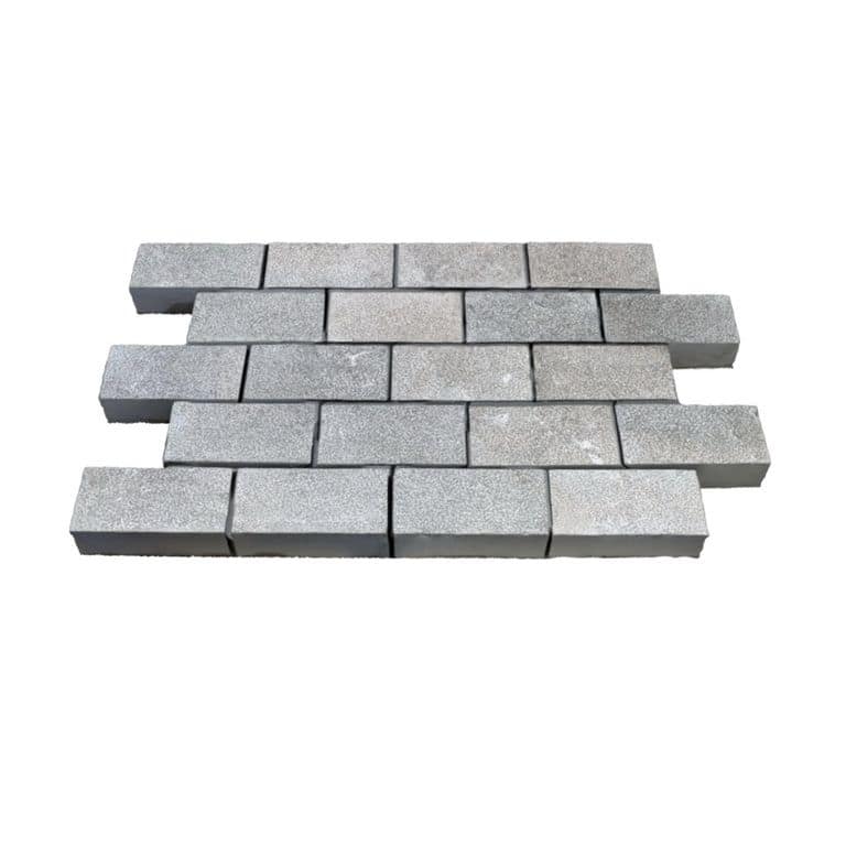 Amaza Estrema Limestone Cobblestone - Rectangle - Bush Hammered