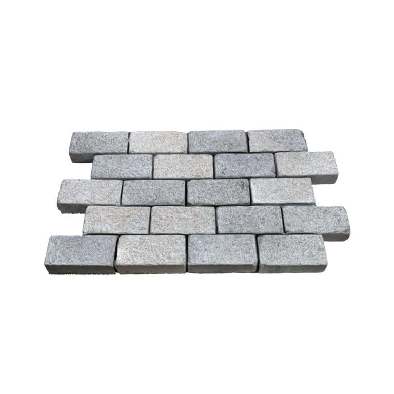 Amaza Estrema Limestone Cobblestone - Rectangle - Medium Clawed &amp; Tumbled