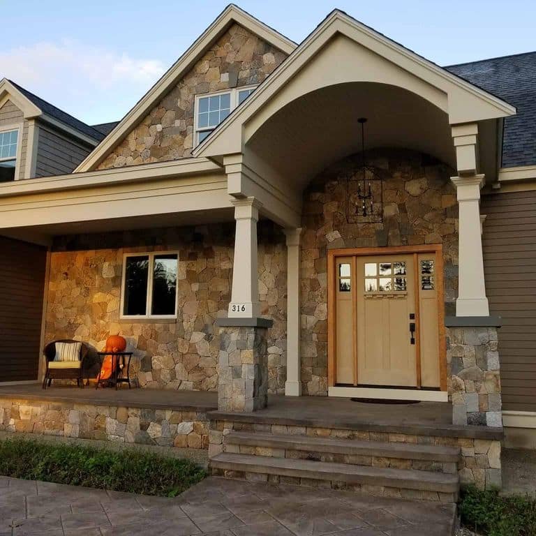 Boston Blend Granite Veneer - Mosaic