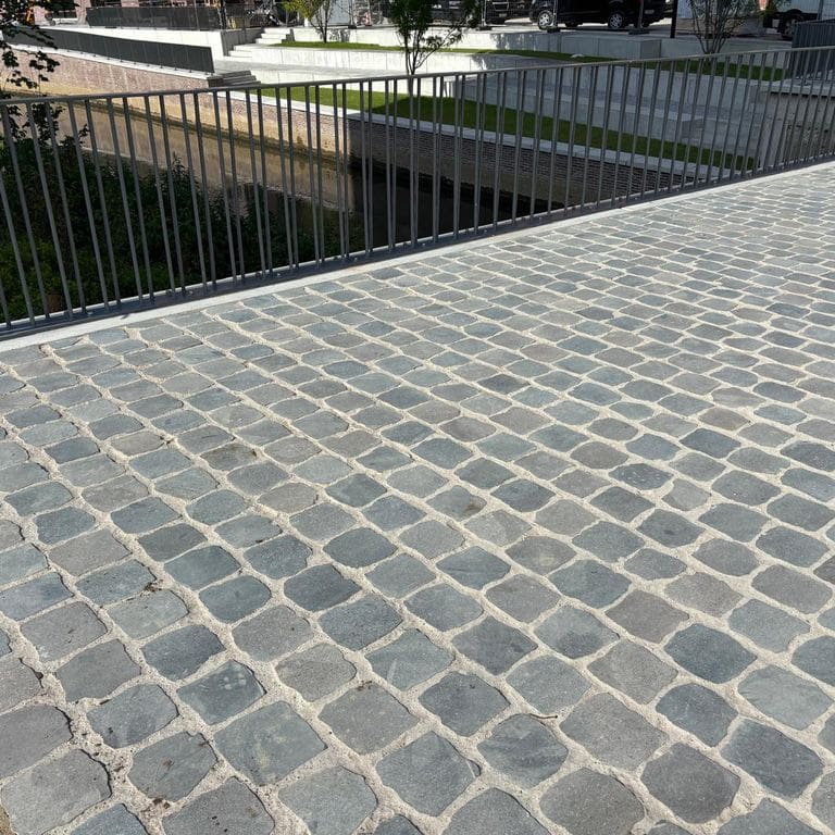 Reclaimed European Porphyry Cobblestones - Square - Flat Surface