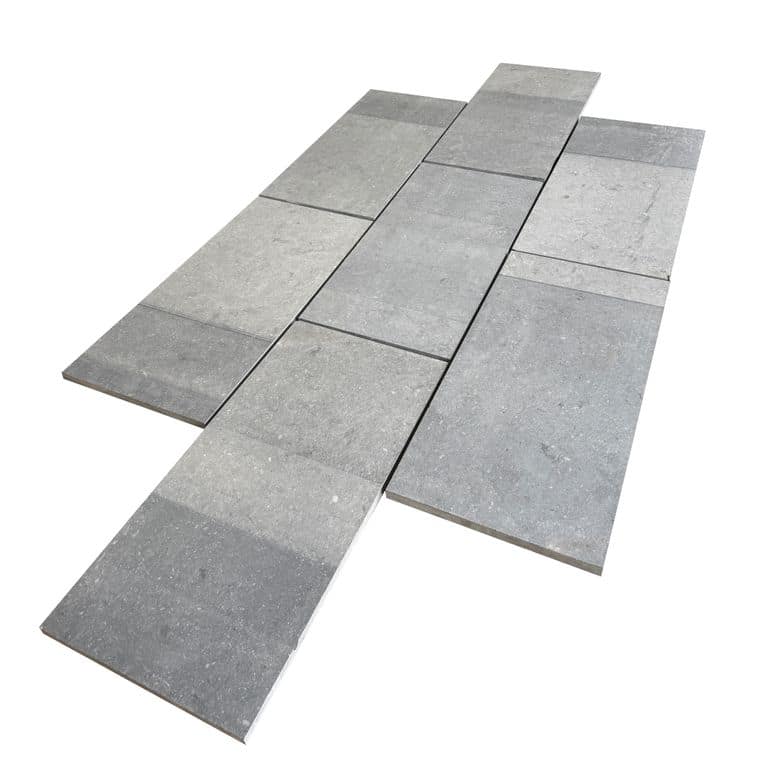 Color/Finish variation image for Belgian Bluestone - Pavers. The surface finish shown is sawn. The dominant color shown is gray. The color mix creates a cool feeling.