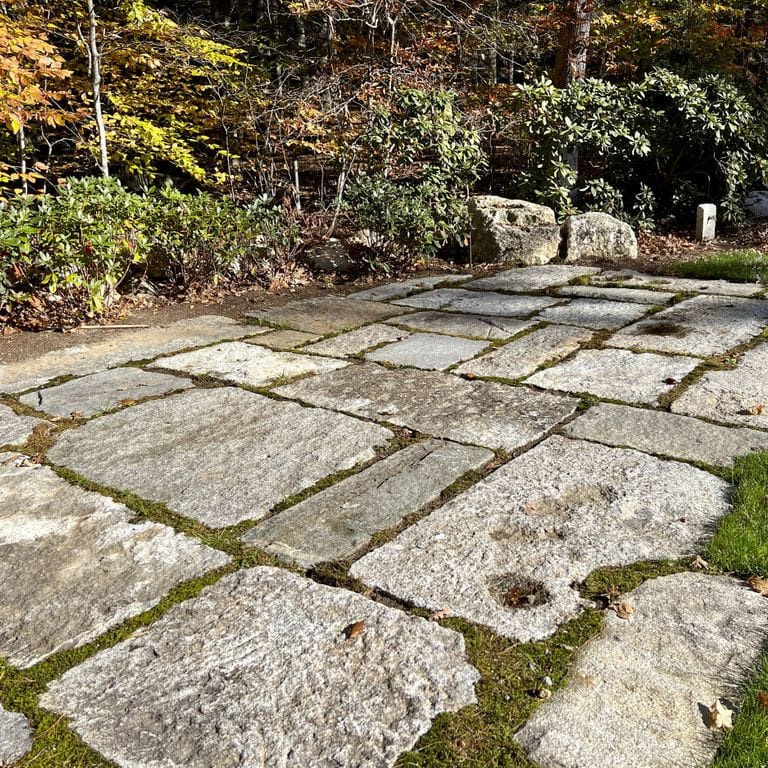  Reclaimed Granite Skin Pavers