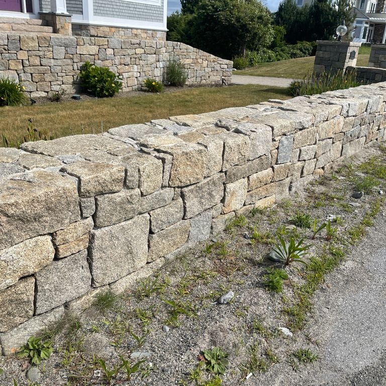 Cape Neddick Clear Granite - Full Bed Veneer