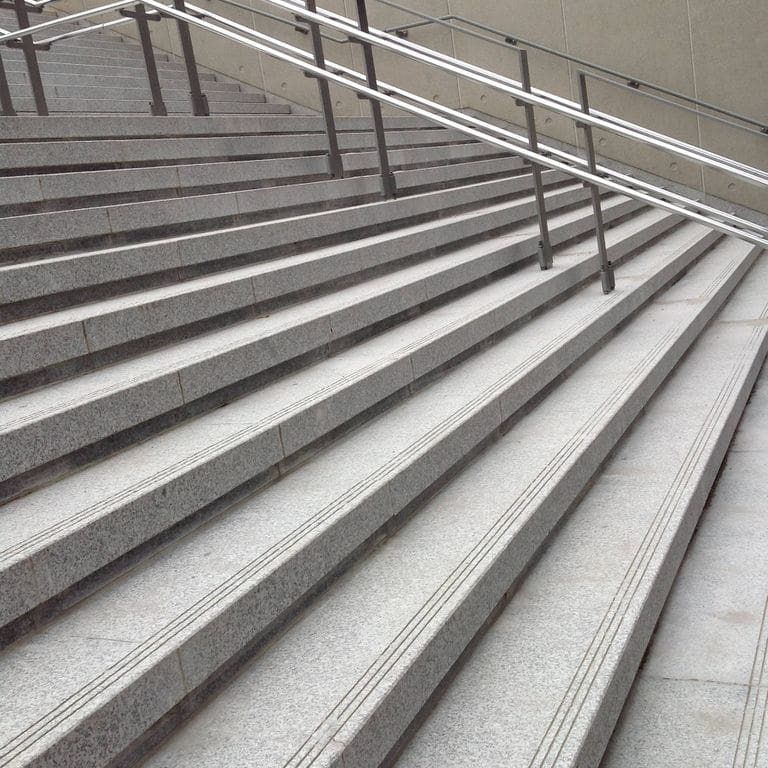 Gray Ariz Granite - Treads