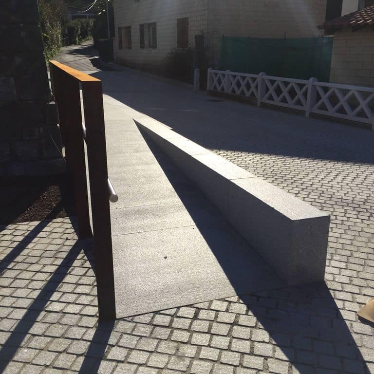 The image shows this product being used for path pavers and patio pavers.