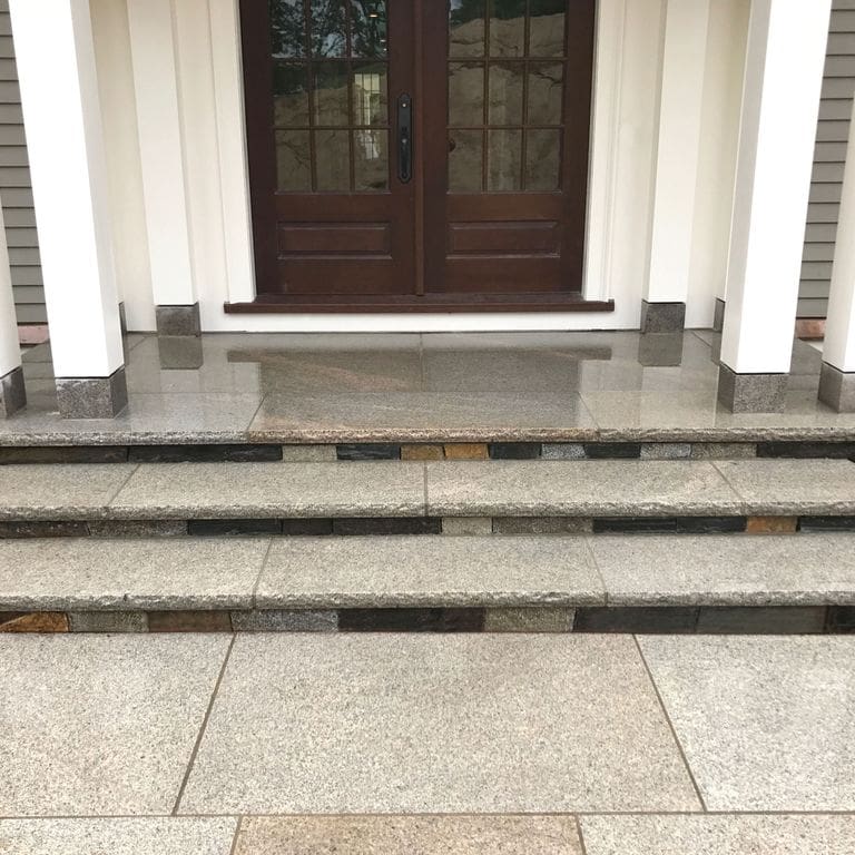 The image shows this product being used for path pavers and treads.