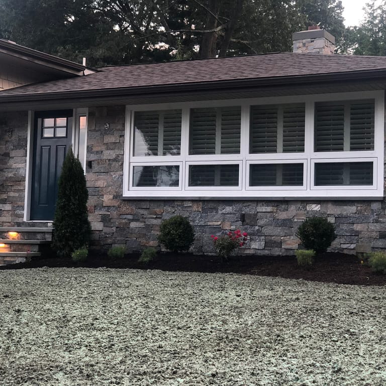 The image shows this product being used in a thin veneer application.