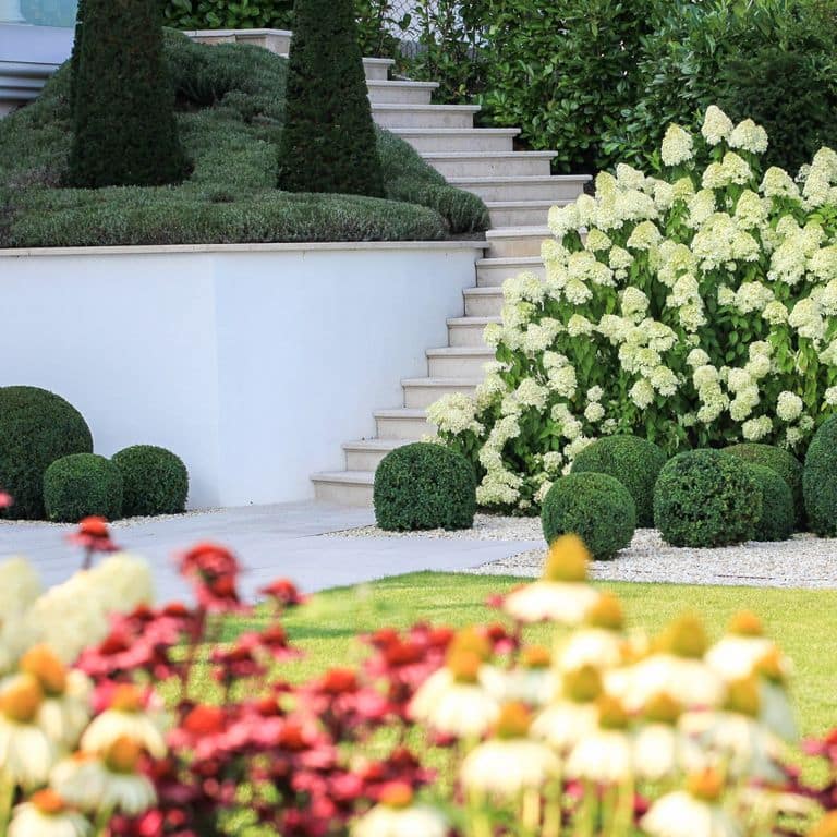 Application image for Bavarian Beige Limestone - Steps &amp; Treads. The image shows this product being used in a treads application. The dominant color shown is beige. The color mix creates a warm feeling.