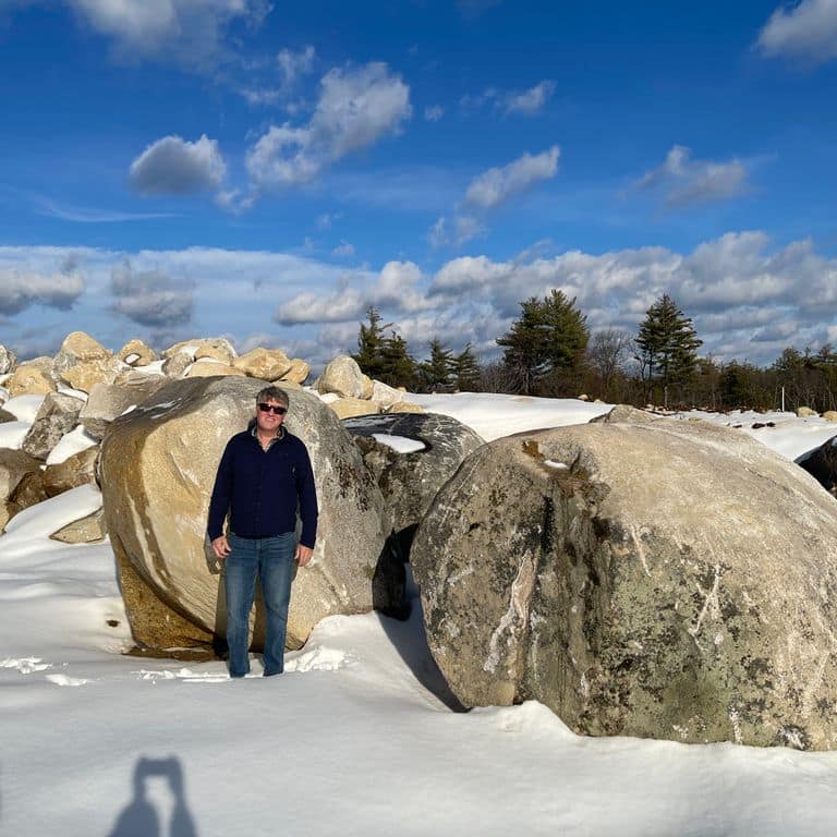 Application image for New England Fieldstone Boulders &amp; Ledgestone - Jumbo Boulders. The surface finish shown is weathered. The dominant color shown is gray. The color mix creates a warm feeling.