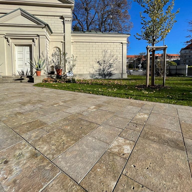  Bavarian Dolomite Gray Limestone - Pavers