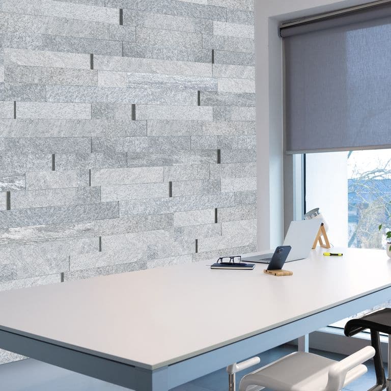 Pietra Italia Gray Gneiss - Veneer