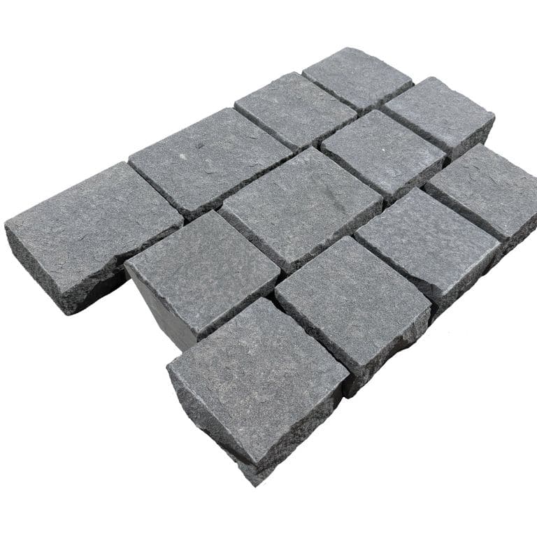 Application image for Polar Gray Limestone - Cobblestones. The surface finish shown is flamed. The dominant color shown is gray. The color mix creates a cool feeling.