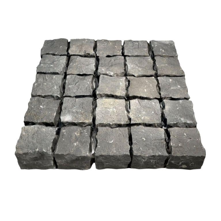 Basalt - Nordic Black - Cobblestones